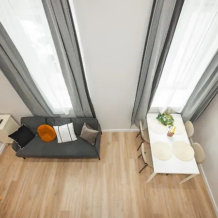Struga 6-8 Os, Antresola, By Host Appartement Łódź